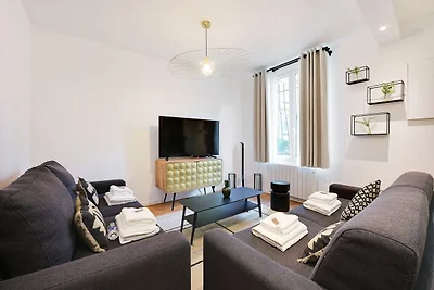 Charmante Wohnung – 1BDR/ 6P – Sacré-Cœur