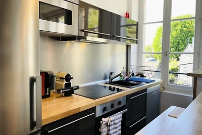 Parcheggio con vista sulla baia della Senna P...