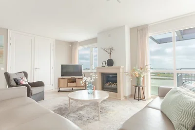 Penthouse-Apartment mit Seeblick