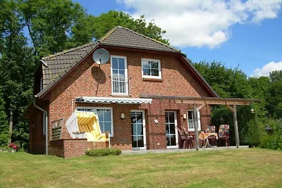 Ferienhaus in Ulsnis mit Schwimmbecken