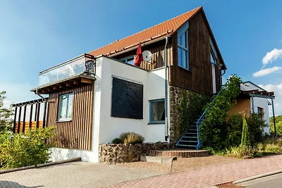 Herrschaftliche Villa mit Garten