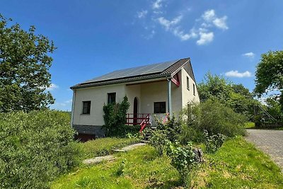 Modernes Ferienhaus in Hotton mit Garten