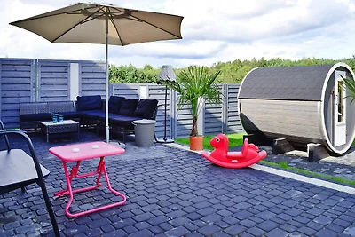 Ferienhaus mit Pool und Sauna, Choczewo