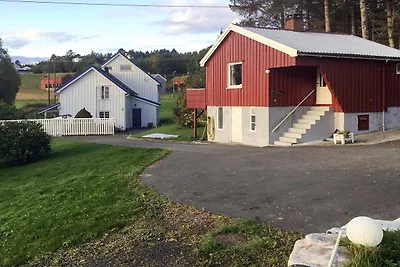 6 Personen Ferienhaus in averøy-By Traum