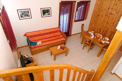 Soleggiato appartamento in legno a...
