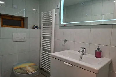 Sonnige Terrasse & ruhiger Aufenthalt