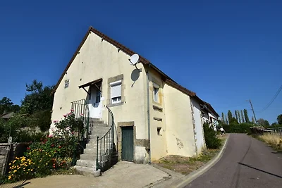 Ruhiges Ferienhaus mit beheiztem Pool