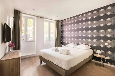 Gerהumiges Apartment mit 2 Zimmern