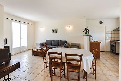 Ruim vakantiehuis in Aigues vives