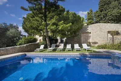 Modernes Landhaus in Lloseta mit eigenem Pool