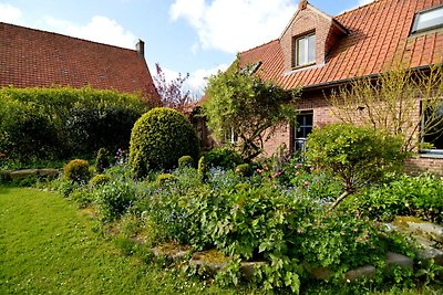 Modernes Ferienhaus in Hondschoote mit Garten