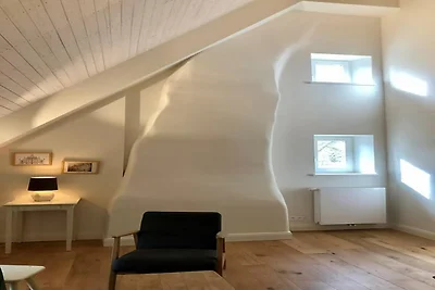 Huisje met 2 slaapkamers, park en hertenpark