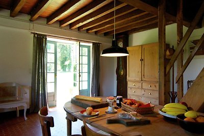 Charmantes Cottage in Ladignac-le-Long mit...