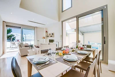Atemberaubende Villa mit privater Terrasse