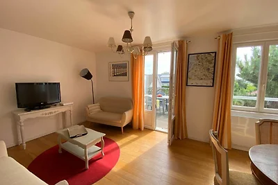 Schöne Wohnung, 2 Terrassen, Strandnähe