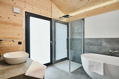 One-bedroom cabin