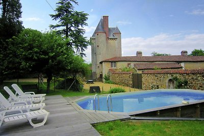 Prächtiges Ferienhaus mit Pool