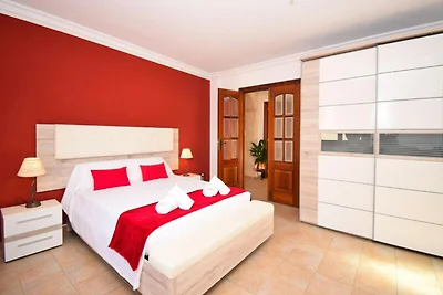 Villa in Muro mit Pool und Terrasse