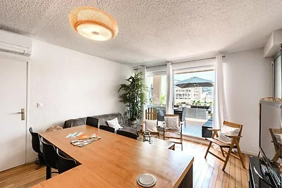 Wohnung in La Faviere mit Meerblick-Pool