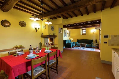 Lussuosa villa con piscina a Cortona