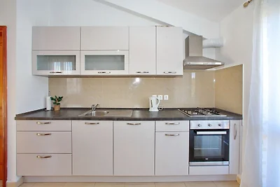 Modernes Apartment mit großer überdachter...