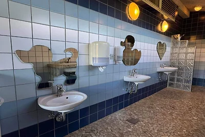 4 Persone case ad Hampen