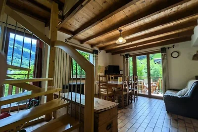 Chalet in Coutalon mit gemütlicher Terrasse