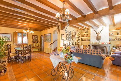 Moderne Villa mit privatem Pool