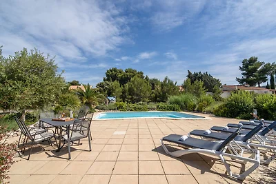 Geräumige Villa in Pouzols-Minervois mit pool