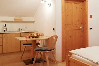 Appartamento per vacanze a Nals con piscina