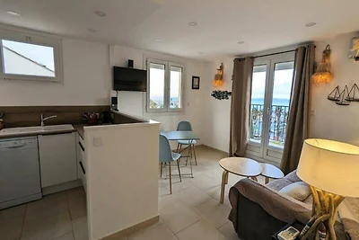 Wohnung in Lavandou mit Meerblick-Terrasse