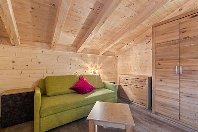 Traditionelles Holz-Chalet mit Sauna und Whir...