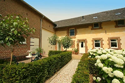 Agriturismo nella vicina foresta di Wijlre