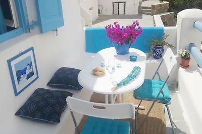 Haus in Ornos mit Meerblick