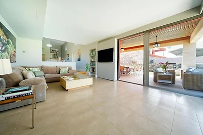 Villa di lusso alle Isole Canarie con piscina