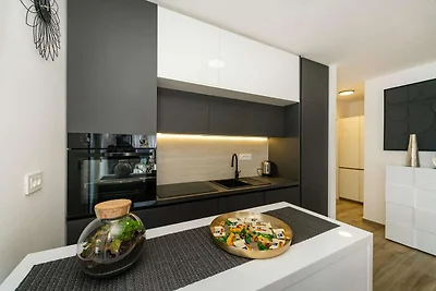 Ferienhaus in Podvrsje mit Meerblick