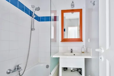 Appartement in Les Sables met uitzicht op zee