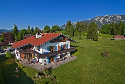 Ferienwohnung in Krün mit Schwimmbecken