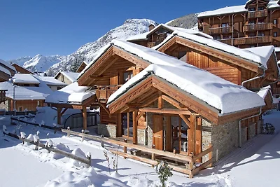 Schönes Chalet mit Sauna und privatem Pool