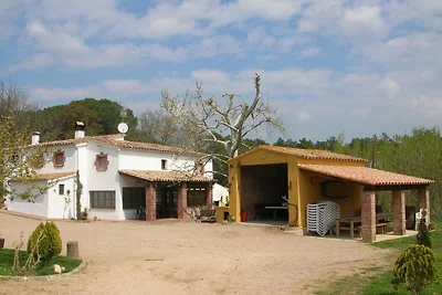 Belvilla di OYO Can Rajoler