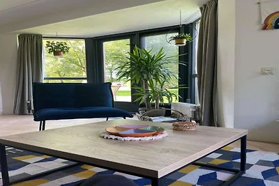 Sonniger Familienbungalow am See