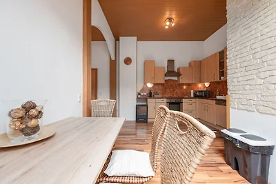 Modernes Ferienhaus in Pinsdorf mit Garten