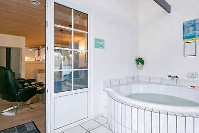 Luxurioses Pool-Refugium -- By Traum...