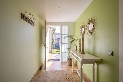 Elegante villa a Calafell con piscina