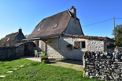 Moderna casa vacanze con piscina a Gramat