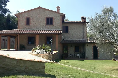Ferienhaus in Volterra mit Pool