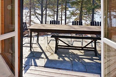 6 person holiday home in DJURHAMN