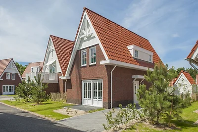 Luxuriöse, herrschaftliche Villa mit Waschmas...