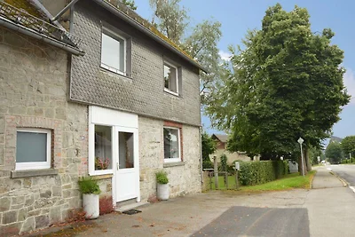 Gemütliches Ferienhaus in Elsenborn am Wald