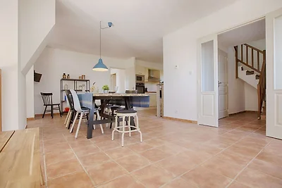 Spaziosa villa con piscina a Joyeuse